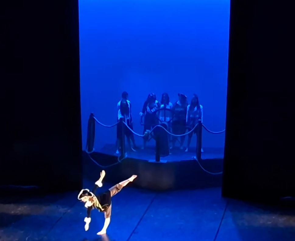 spectacle à l'ombriere en avril 2025
